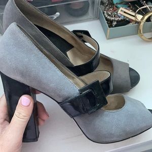 Size 10 Michael Kors heels.